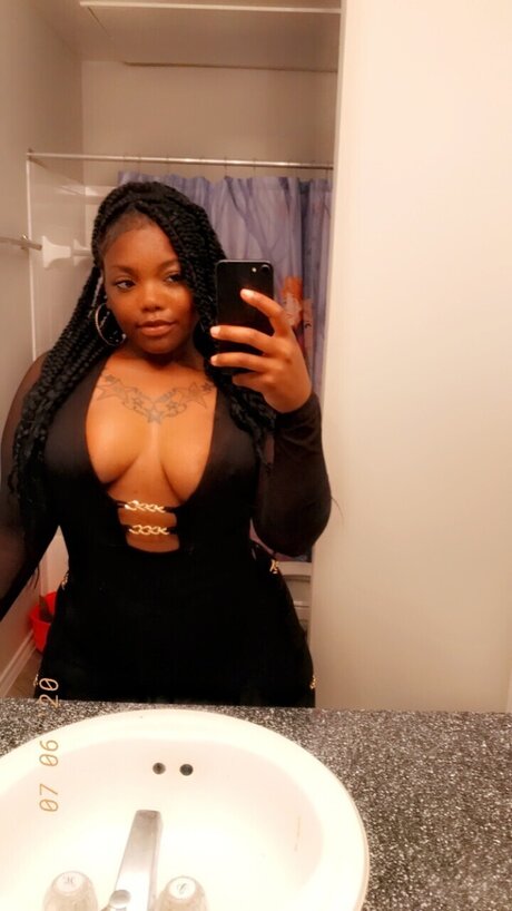 Rissa_ naked actress image