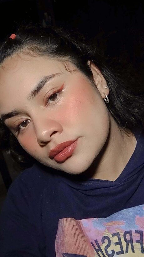 Andylu exclusive actress pics