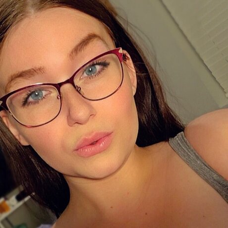 Michelle Rose_ porn model img