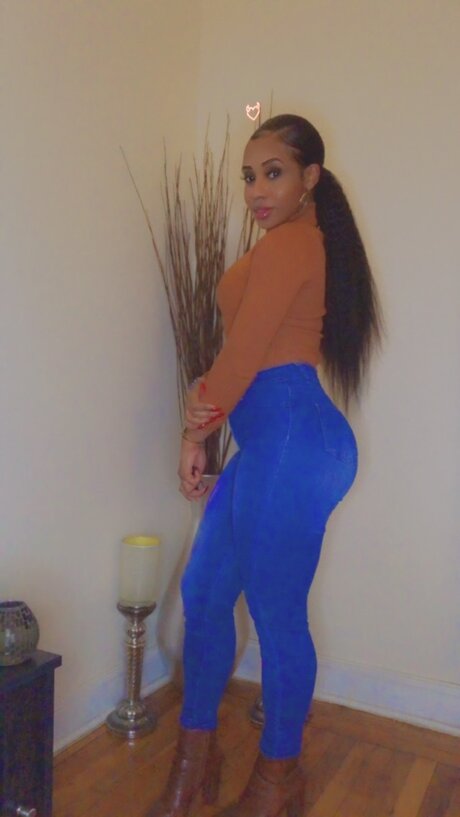 MsBodyy star nudes galleries