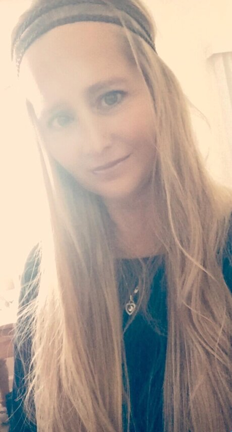 Stephanie Marie beautiful star pic