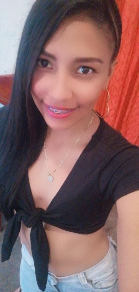 Karensita pornographic model picture