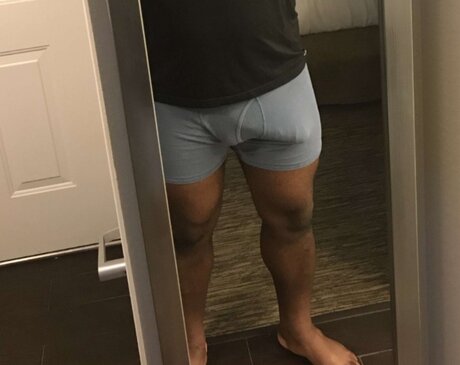 Big Dick Stallion nudes model pictures