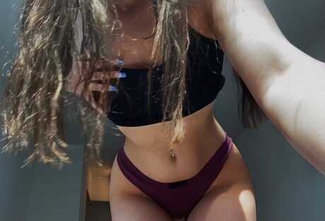 riley nudes model pics