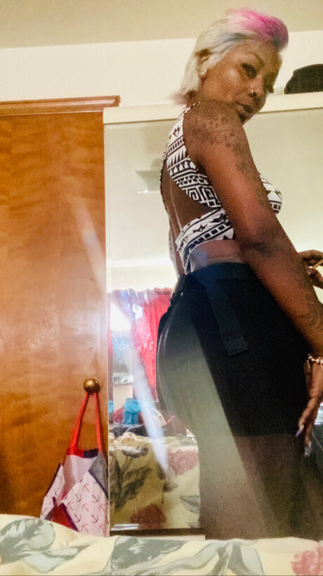 Chocolatemelt84 nude actress galleries