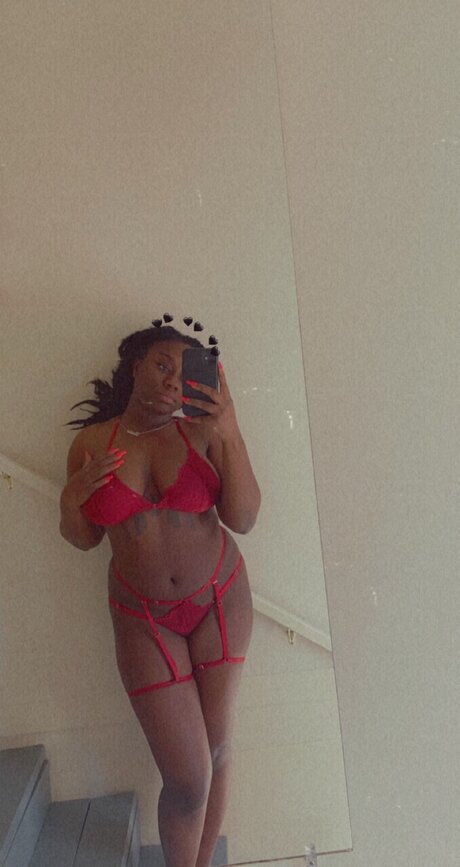 TylerNicole model free pic