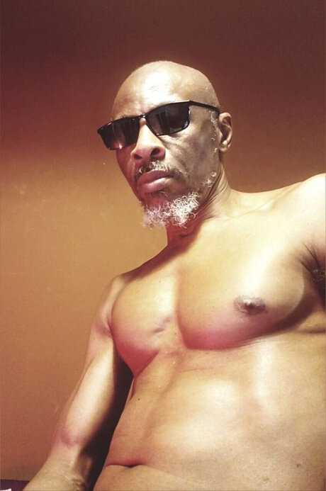 DuVay Knox star erotic archive