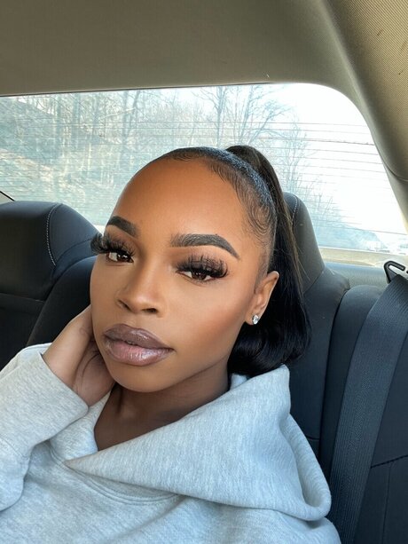 xoxribb nude pornstar pictures