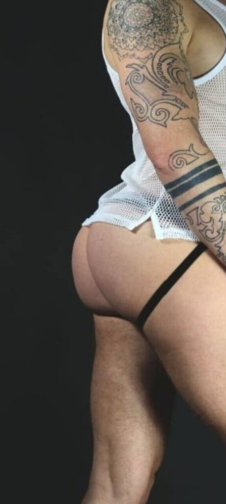 Greg Lavigne model free pictures