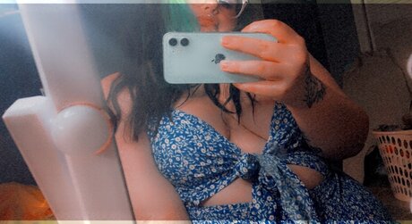 YourLocalSlut pornstar top picture