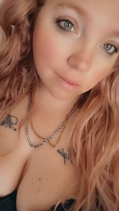 Trina model top pictures