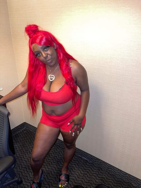 ChocolateeSlu_ model sex archive