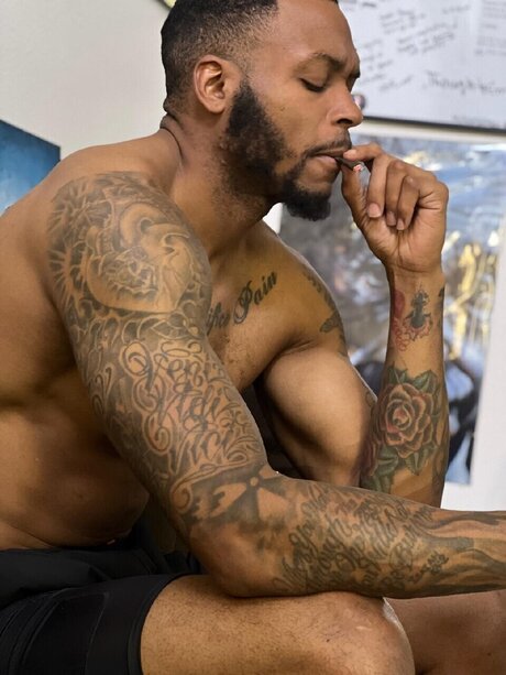 Dolla pornographic star photos