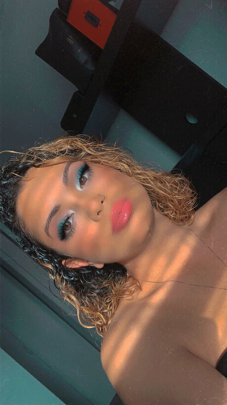 Nayobe Cortes porn actress images