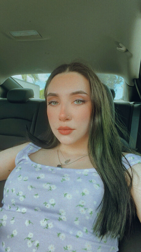 Vera_ model high quality picture