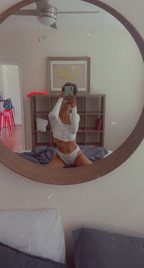 Honey Coffee porn star archive