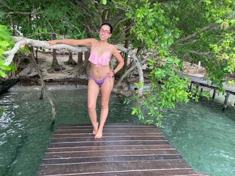 karina03 art model image