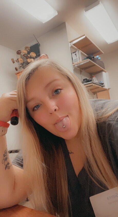 Sierra Brandenburg top actress pictures