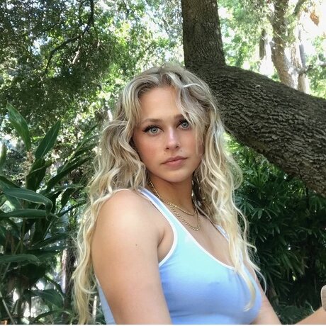 Cherry Marie model pretty images