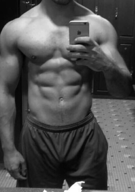 Lazylifter sex actress galleries