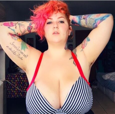 Dory nude model photos