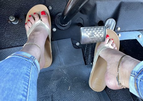 mimifootnip porn model photos