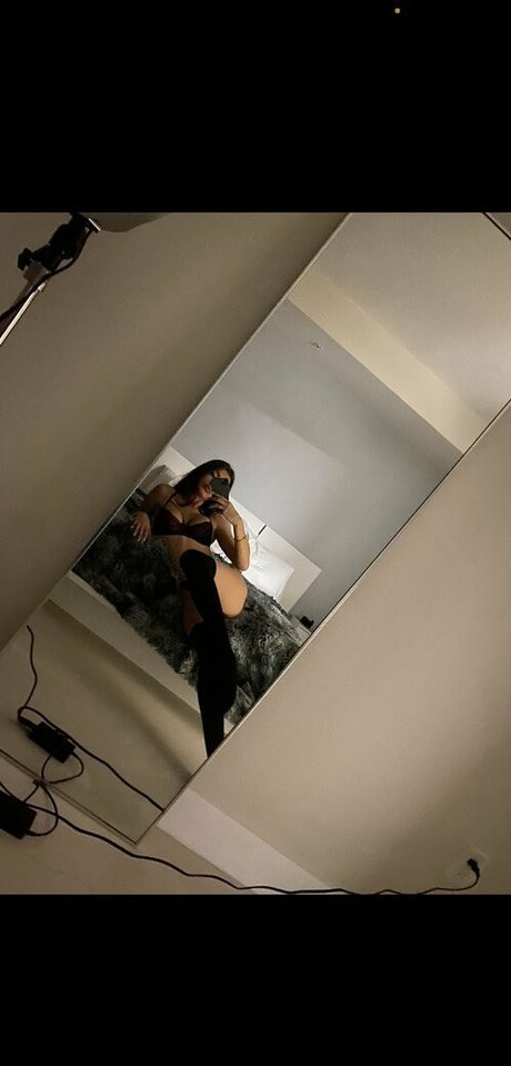 vicchuertass sex model photos