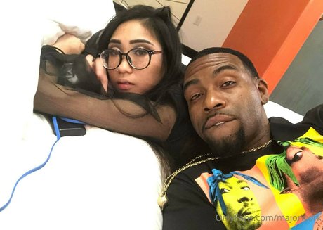 majorwork adult actress image