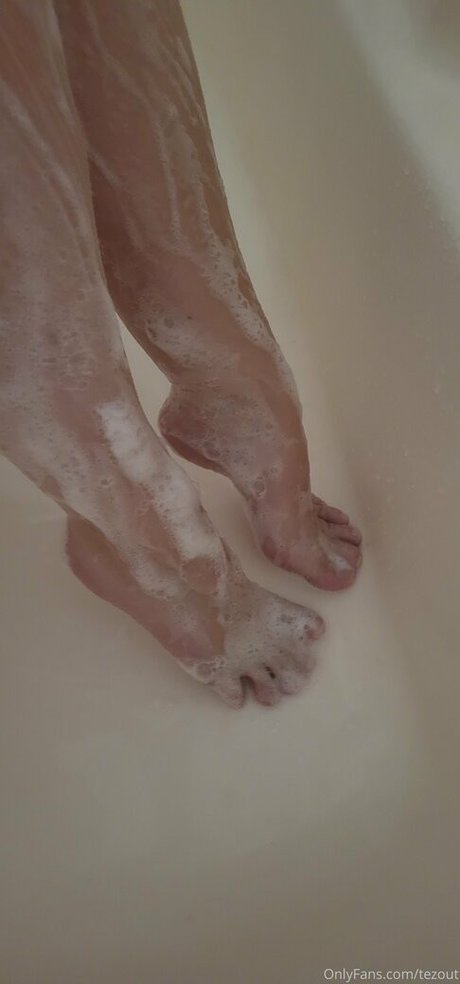 tezout pornographic actress images