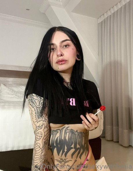 kinkykittymia hd actress pictures