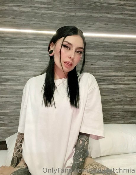 kinkykittymia model top gallery