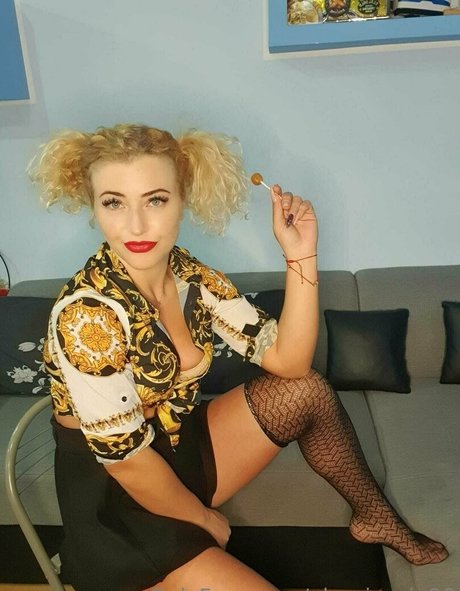 alessiuccia90 erotic model photo