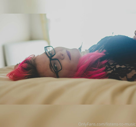 emopink69 erotic pornstar archive