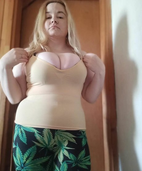 Dejana Savi pornstar art gallery