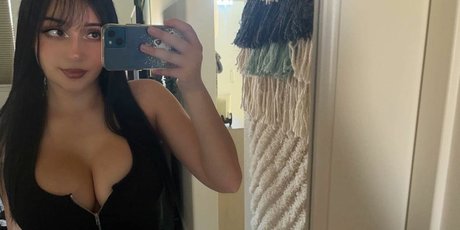 sexy asian onlyfans porn image