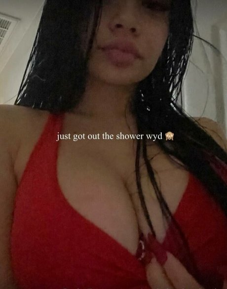 luxuraa top actress pictures