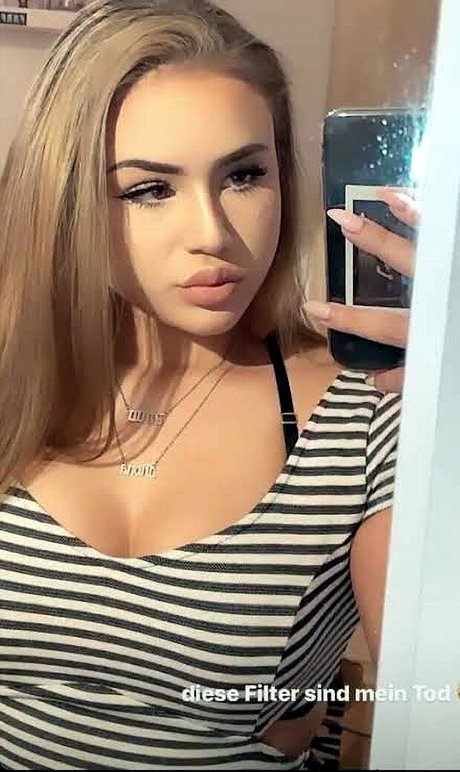 Fiona Schramm hot pornstar archive