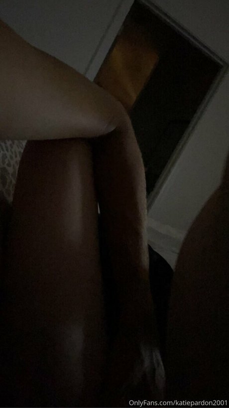 Katiepardon2001 pornstar sexy photo