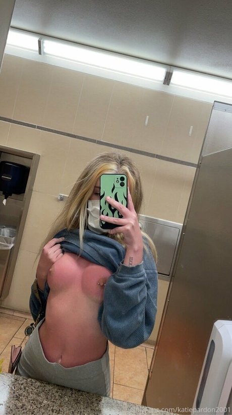 Katiepardon2001 pornstar exclusive pictures