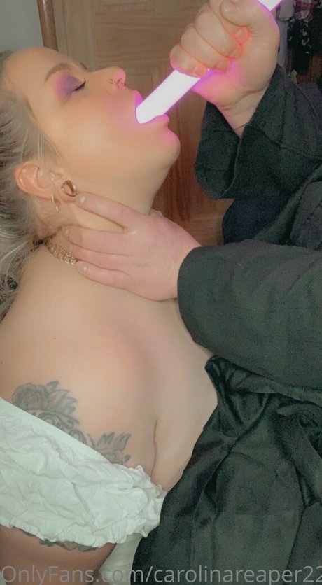 carolinequinnvip star top images