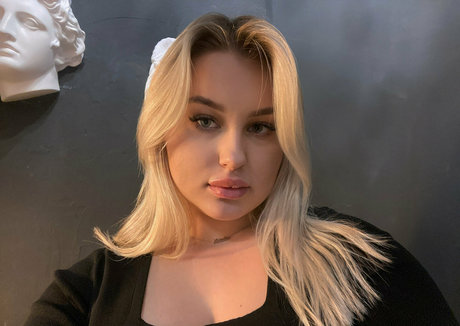 fluffy bun model beautiful archive