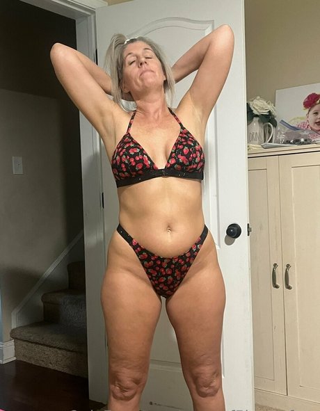 momof5bootyfree Profile pic