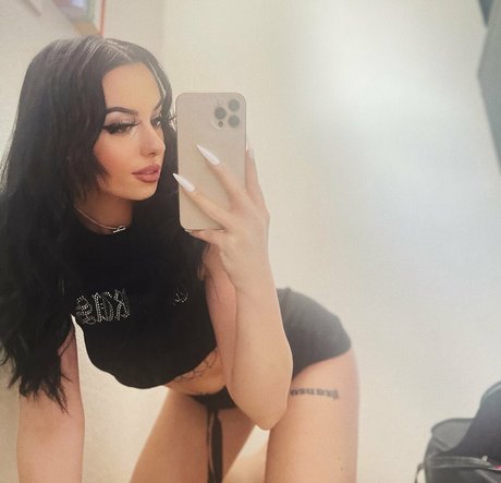 badbbyskyfree nice actress galleries