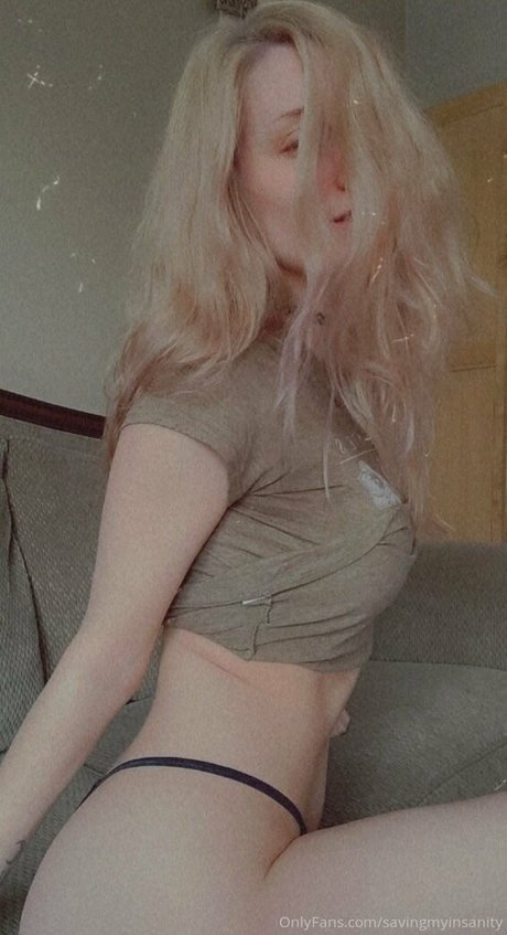 savingmyinsanity model nude gallery