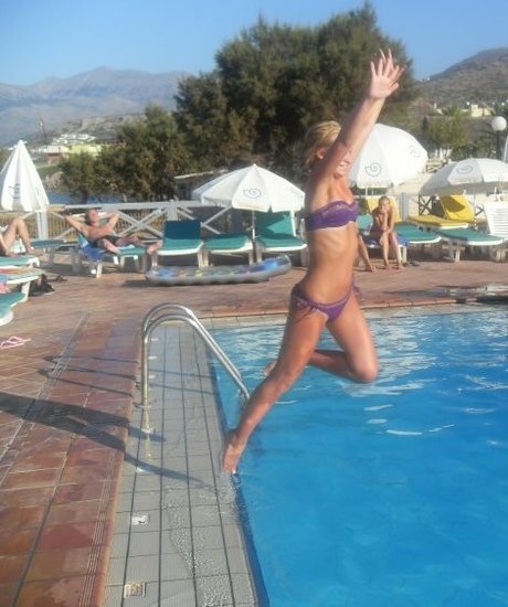 Rosie Leicester model nudes image