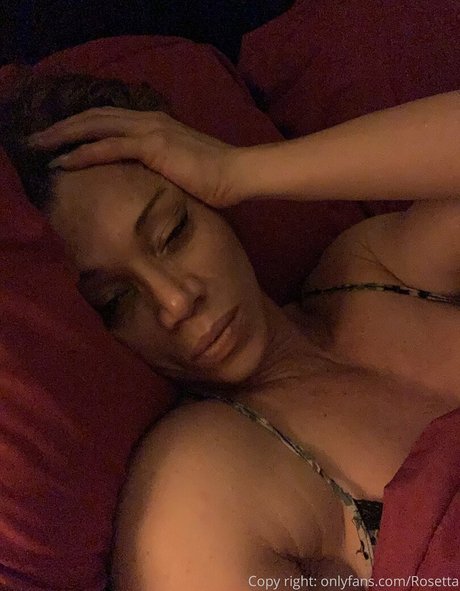 fiercelyfitrose art model image