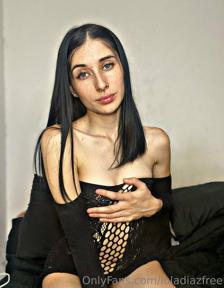 looladiaz nice star picture