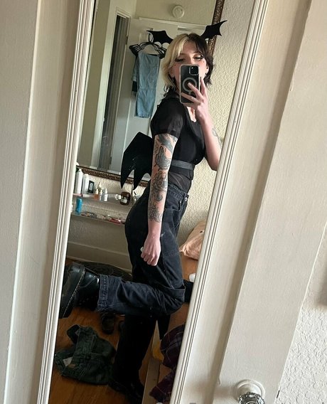 ratxgurl star naked gallery