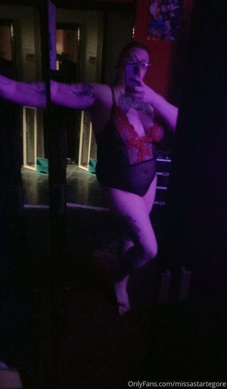 astarte gore hd actress pictures