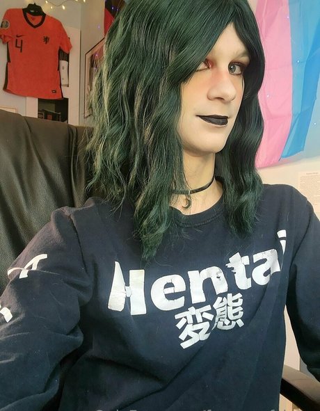 topinaciri model exclusive photo